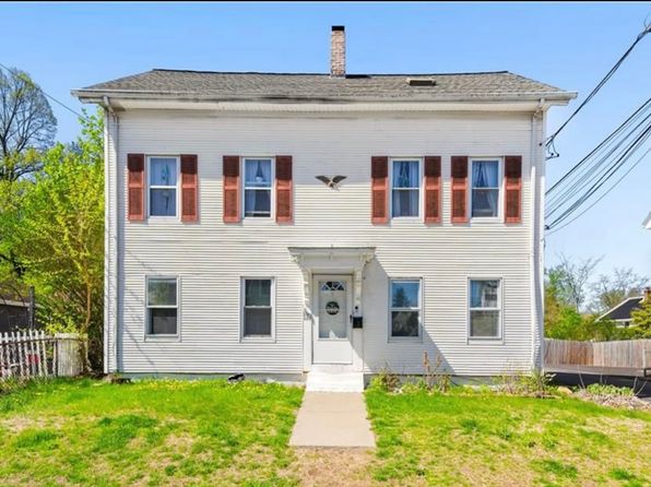 110 Pleasant St APT 2