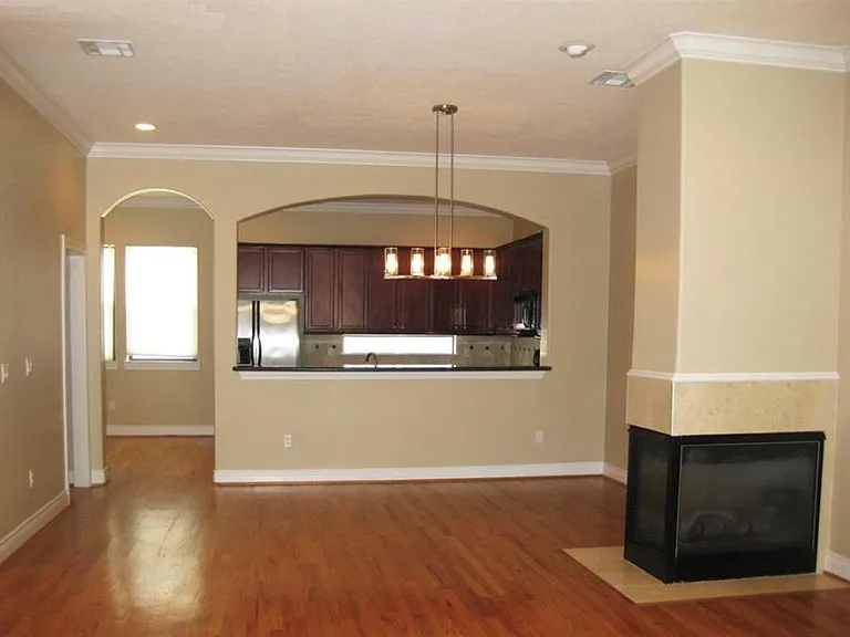 1623 Stuart St — Photo 10