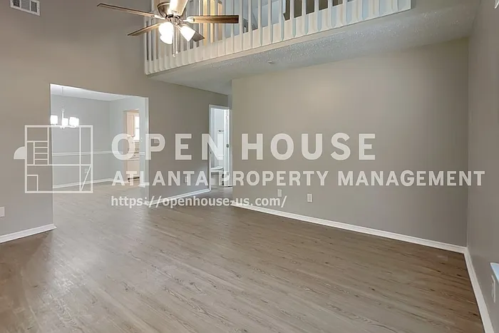 4015 Sharon Woods Dr — Photo 5