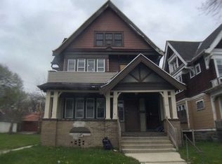2467 N 41st St, Milwaukee, WI 53210