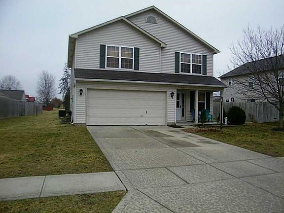 2nd image of 2125 Cherry Park