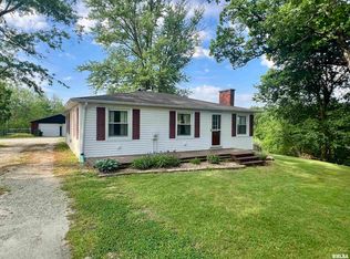 21421 E State Route 116, Farmington, IL 61531