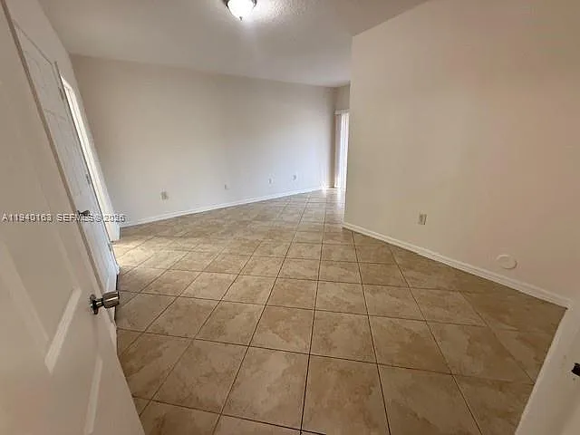 1608 Belmont Ln #1608 — Photo 17
