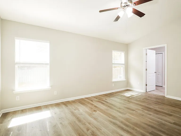 252 Colorado Springs Way — Photo 11