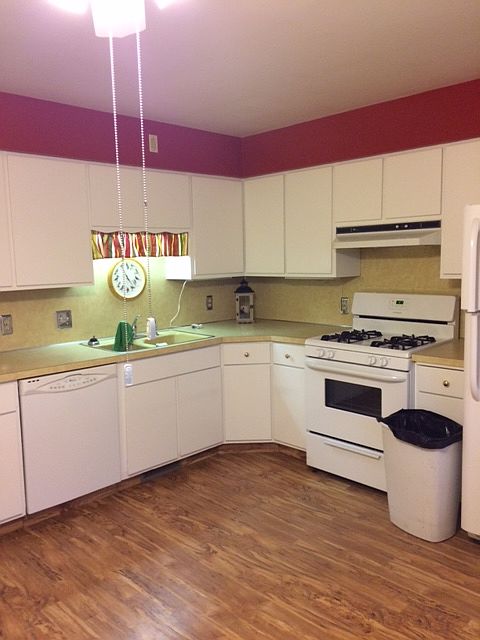 1st image of 887 Andover Ct SE