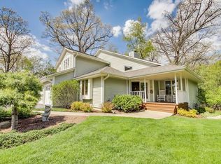 171 Tarrant Ct, Fontana, WI 53125