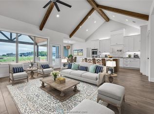 7999 Stiteler Dr, Bryan, TX 77808