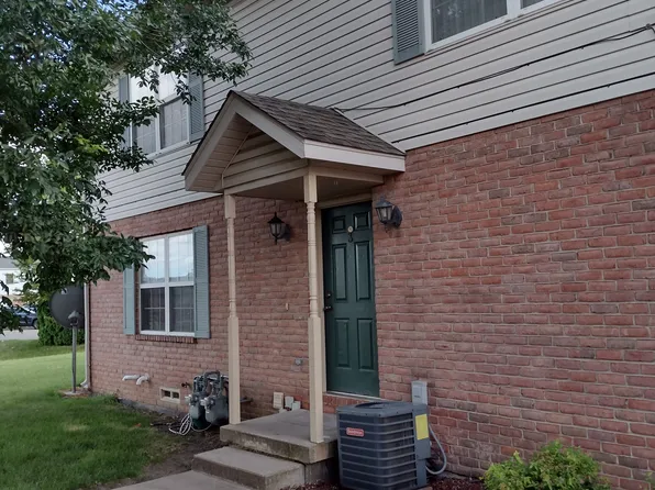758 Hampton Ct APT 3, Bourbonnais, IL 60914