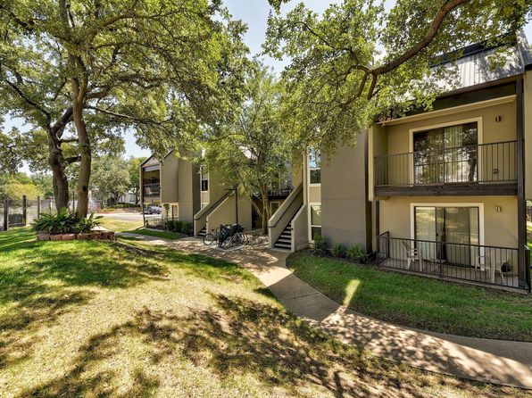 935 La Posada Dr #213