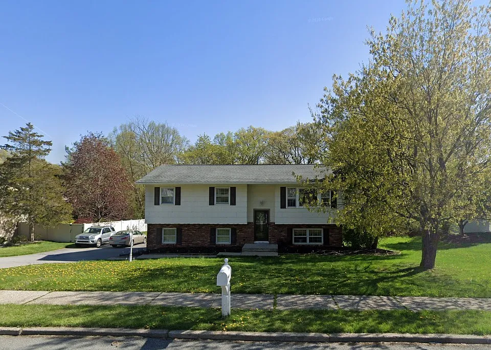 65 Peter Bush Dr