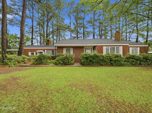1130 N Road Street, Elizabeth City, NC 27909