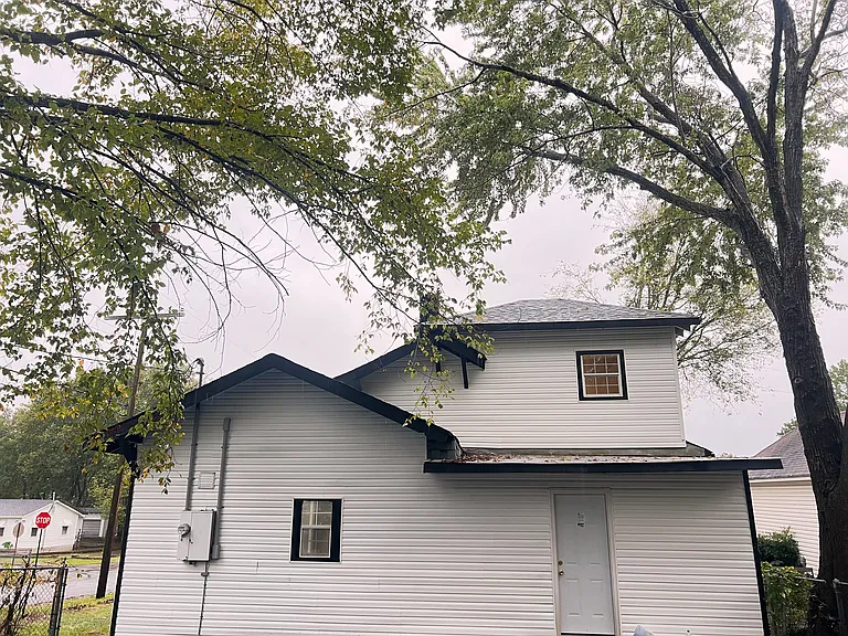 4300 W 17th St — Photo 11