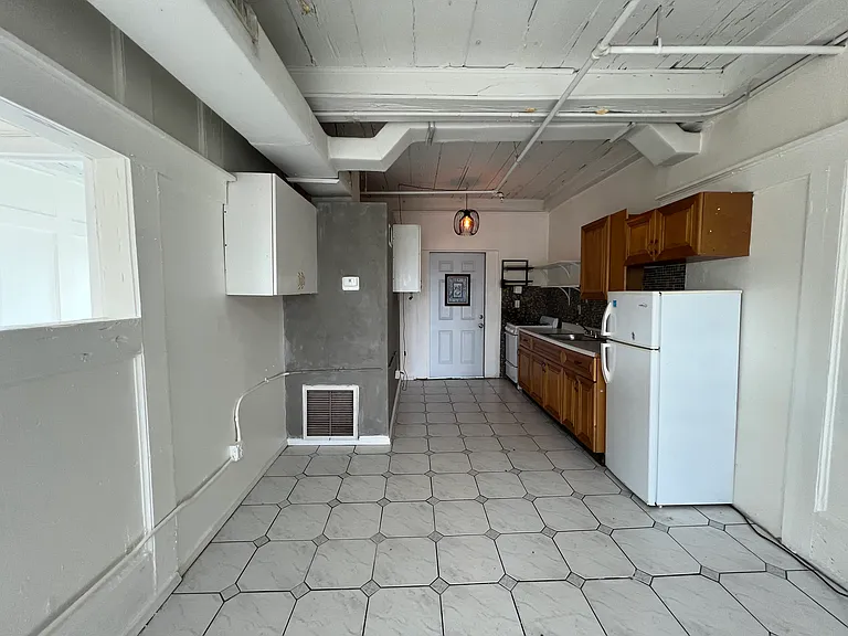 4211 Parker Ave #8 — Photo 9