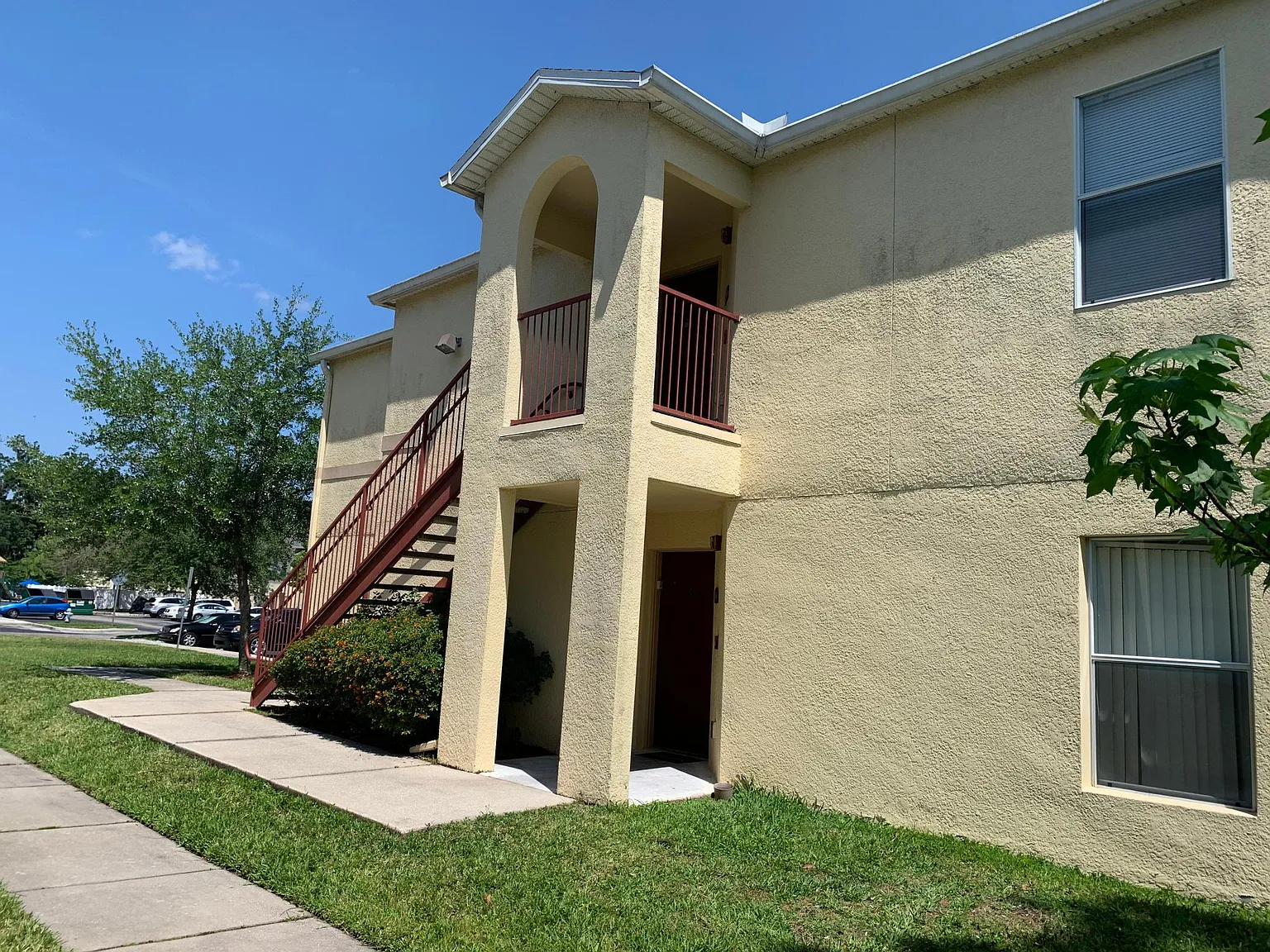 3 bed, 1204 sqft, $1,775 — Photo 3