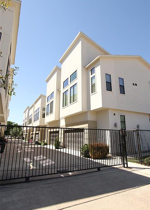 1st image of 88 N Hutcheson St