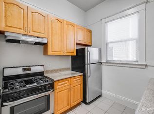849 Divisadero St APT 5, San Francisco, CA 94117