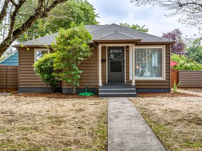 1392 West Broadway, Eugene, OR, 97402