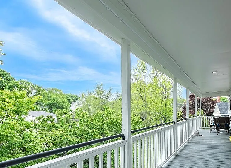 134 South St #8 — Photo 3