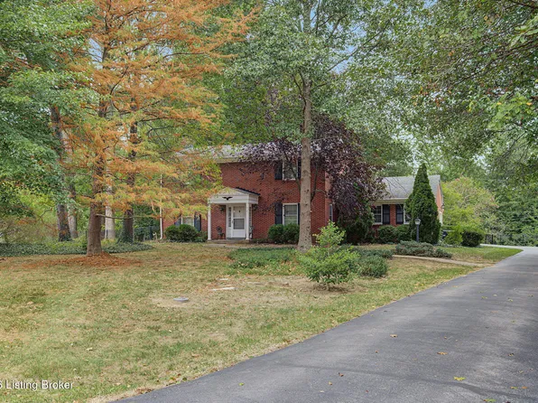 700 Hickory Ln, Anchorage, KY 40223