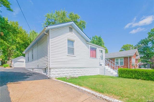 1st image of 8307 Flora Ave