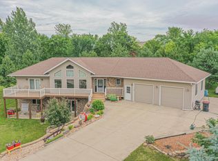 2761 Lake Victoria SE, Alexandria, MN 56308