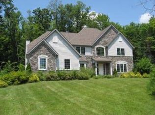 18045 Chanticleer Ct, Auburn Township, OH 44023