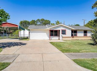 100 SW Taylor St, Burleson, TX 76028