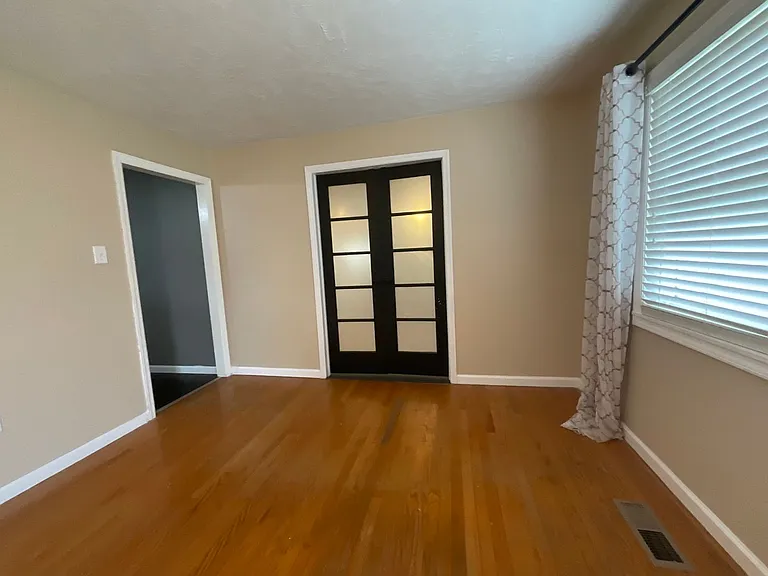 3984 Bruce St — Photo 16