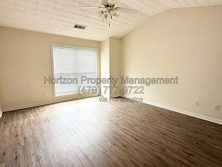 15 Pearl Chambers Ct — Photo 9