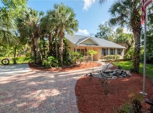 5225 Green Blvd, Naples, FL 34116