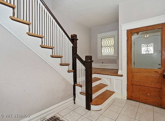 2nd image of 154 N Lockwood Ave