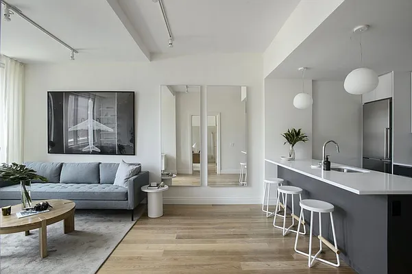 Rented by Two Trees | media 32