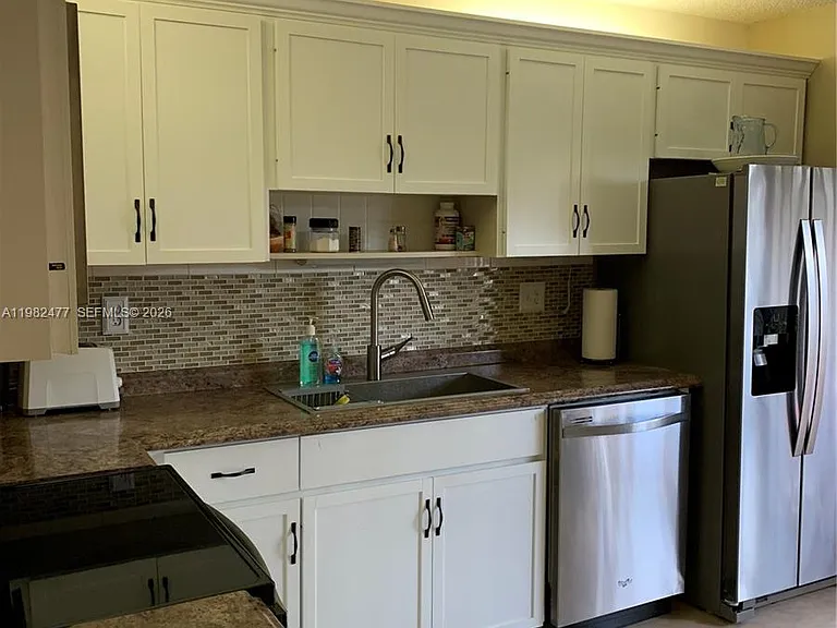 8042 SE Villa Cir #8042 — Photo 3