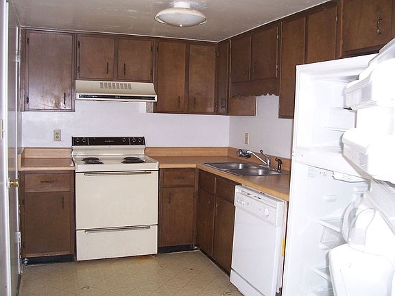 5th image of 2438 Ramblewood Ct #A