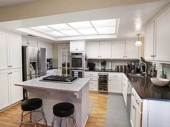 5th image of 27814 Zion Ct
