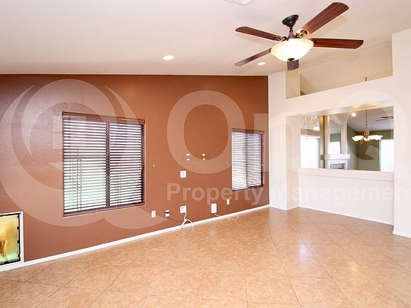 5th image of 4345 E Meadow Dr