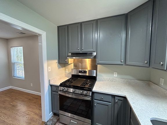 3rd image of 9 Morningside Dr #A