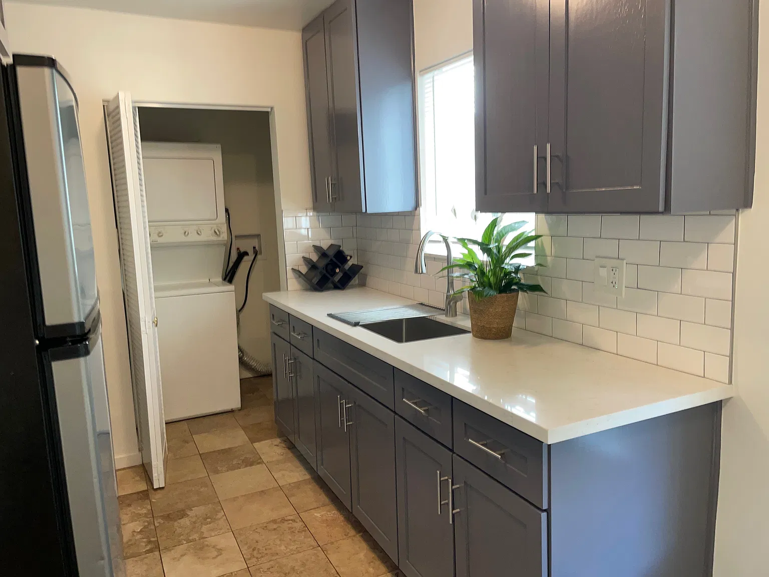 1 bed, 600 sqft, $2,200 — Photo 2