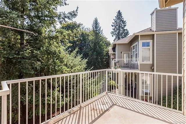 2152 Newport Way NW — Photo 20