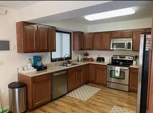 30265 Olinda Trl UNIT A, Lindstrom, MN 55045