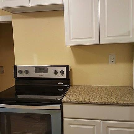 3rd image of 820 N C St