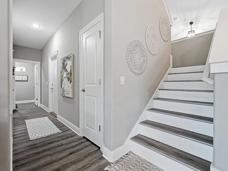 2331 Hadleigh Hills Ct — Photo 15