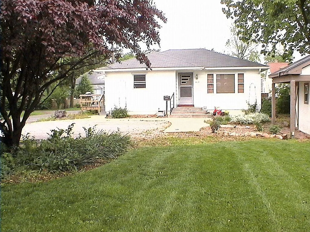 413 N Morrison Ave photo 1