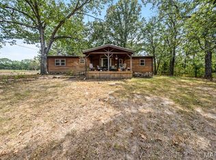 12502 Bell Rd, Roby, MO 65557