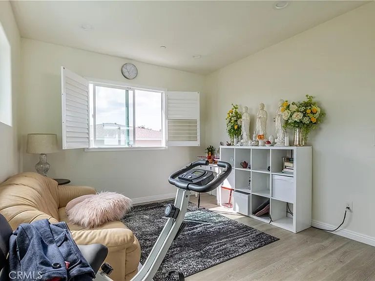 12751 Hazel Ave — Photo 19