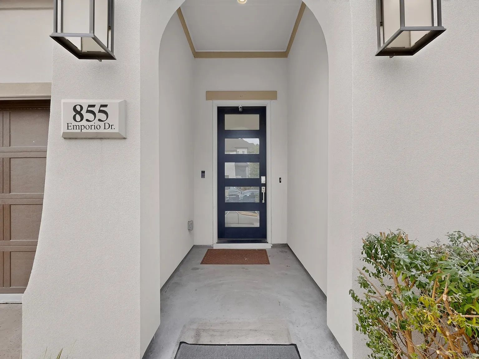 4 bed, 3527 sqft, $5,000 — Photo 4