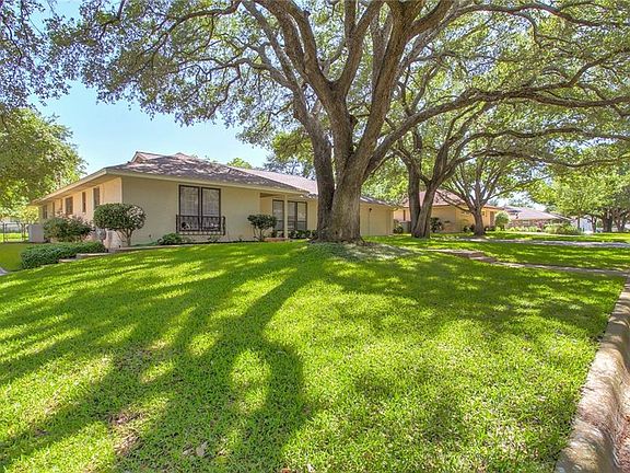3rd image of 3713 Winifred Dr