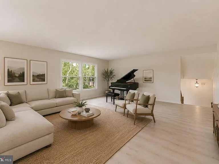 7107 Sontag Way — Photo 10