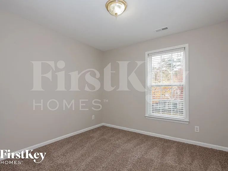 10122 Drew Ct — Photo 11