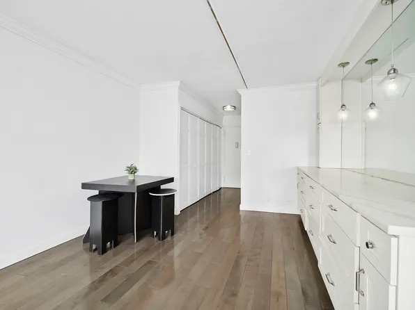 111 3rd Avenue image 5 of 8